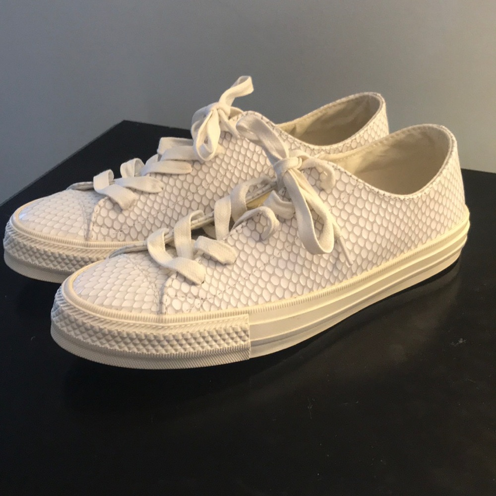 White snakeskin converse all stars